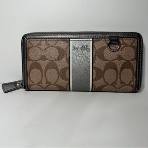 COACH HERITAGE STRIPE COLLECTION ACCORDION WALLET